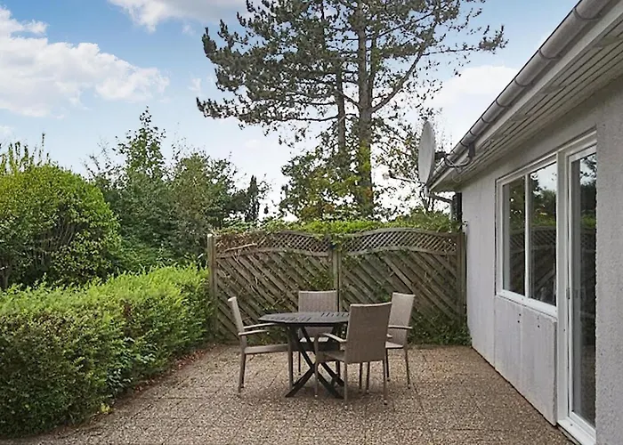 2 Bedroom Awesome In Σπίτι διακοπών